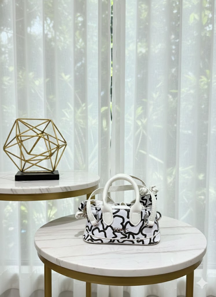 Girls Fashionable Elegant bag